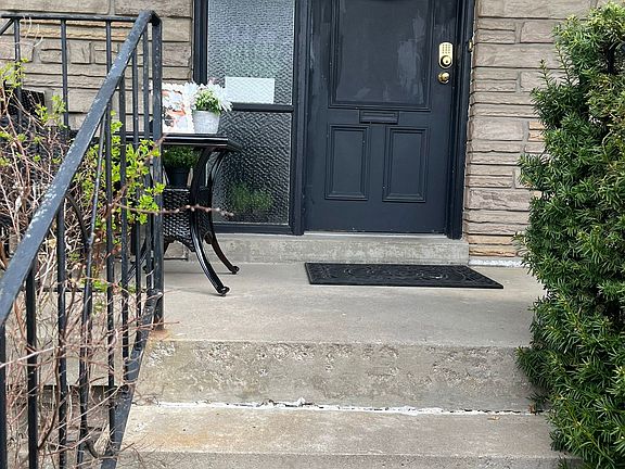2nd image of 24 Lalton Pl