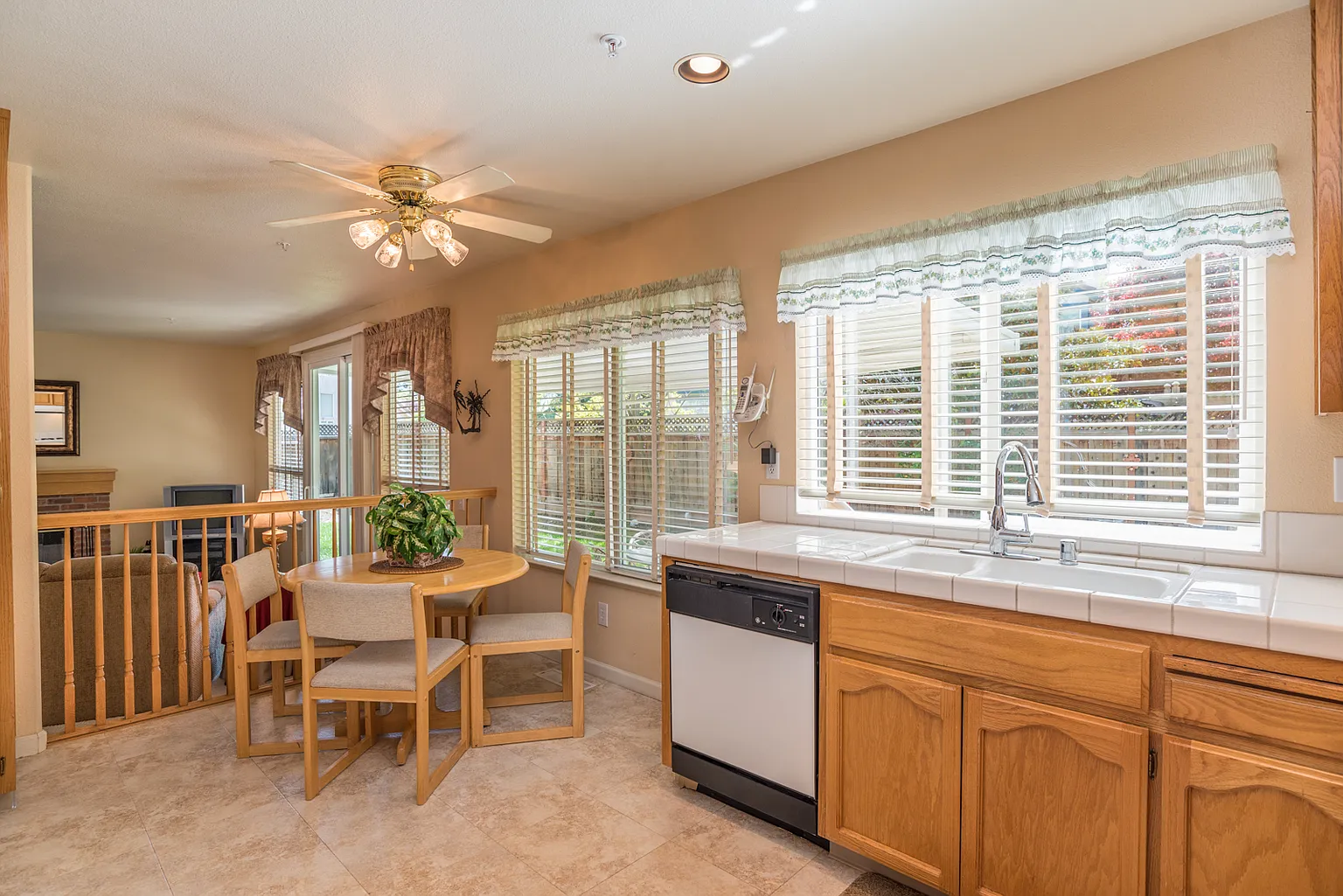 1179 Wynn Cir photo 1