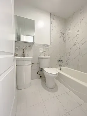 Rented by Select Real Estate | media 20