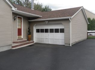 13 Orangeburgh Rd #1, Old Tappan, NJ 07675