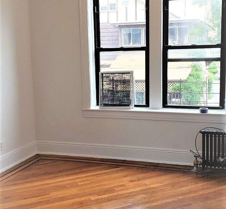 1st image of 11853 Metropolitan Ave APT 7D