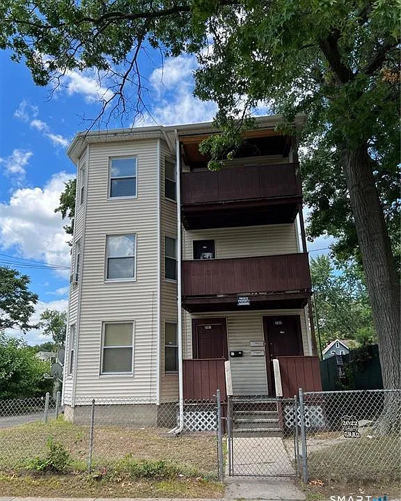 703 Garden St #2