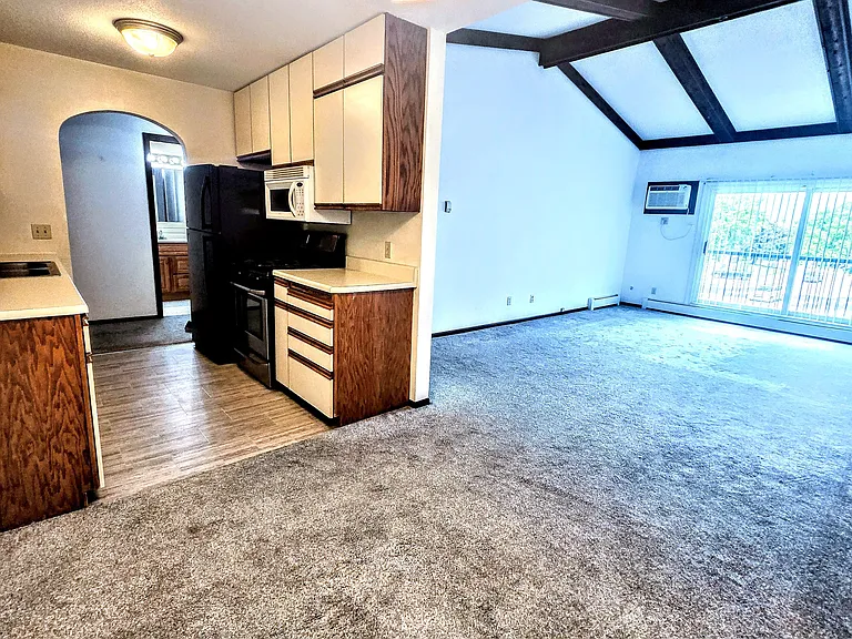 7320 York Ave S #207 — Photo 6