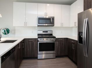 31 Bridge St #206, Quincy, MA 02169