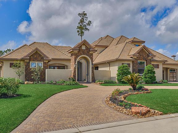 3rd image of 25 Post Shadow Estate Dr