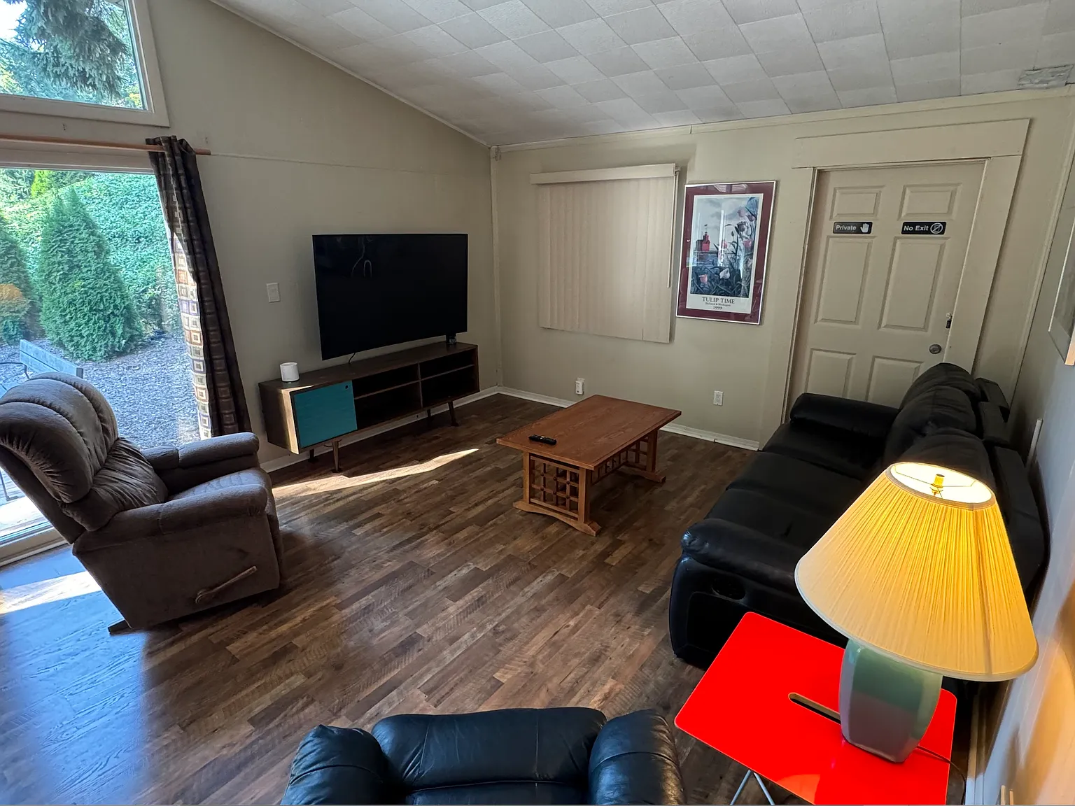 2500 Lakefront Dr — Photo 3