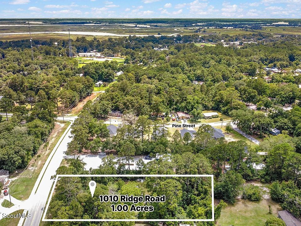 2nd image of 1010 Ridge Rd
