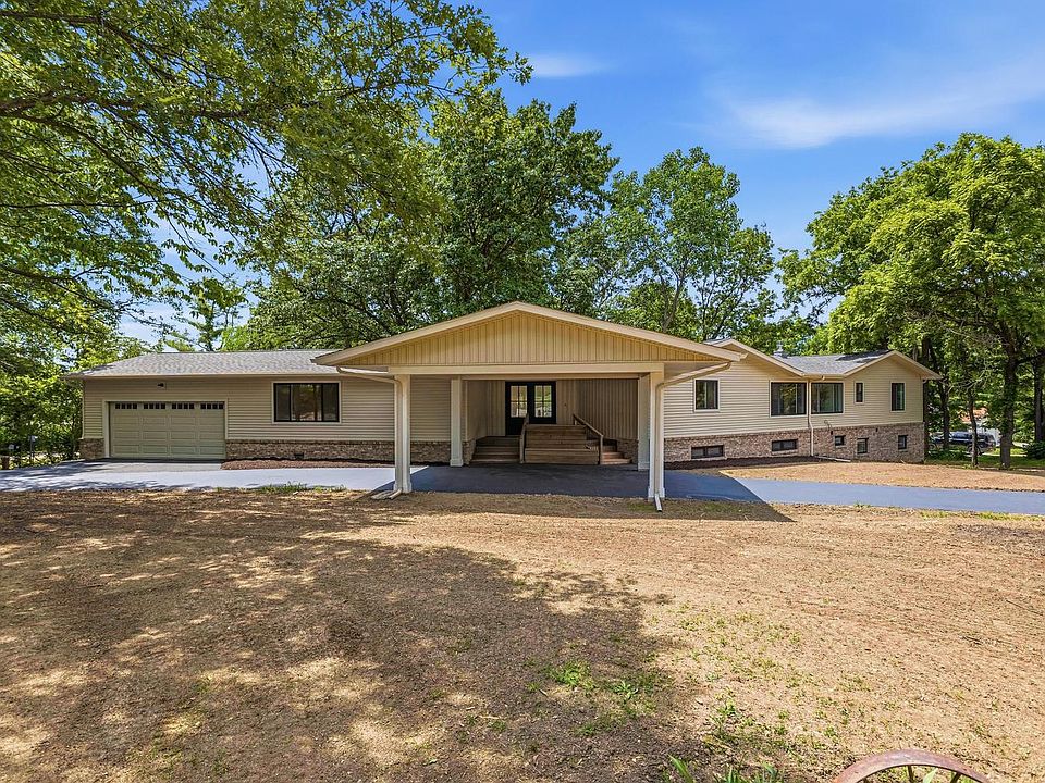 1st image of 3 Hickory Ln