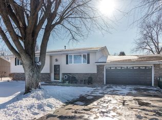 17660 Frazier Rd, Sandwich, IL 60548