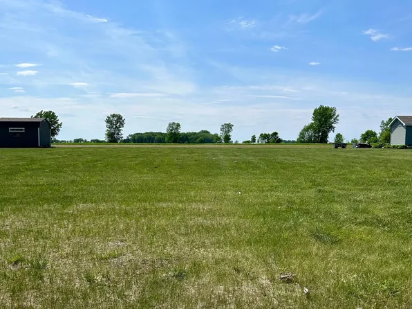 620 4th Ave SW, Blooming Prairie, MN 55917