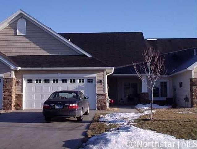 1st image of 1053 Woodland Dr