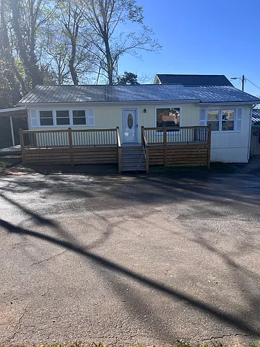 83 Oakley Rd #83A Photo 1