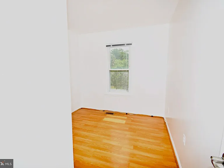 25253 Conrad Ct — Photo 13