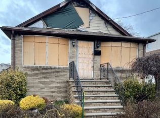 15 Agar Pl, South Hackensack, NJ 07606