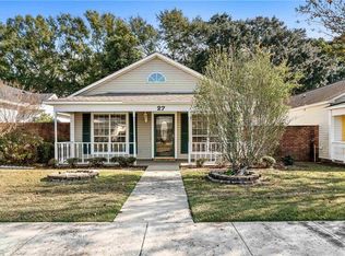 27 Cottage Dr, Fairhope, AL 36532