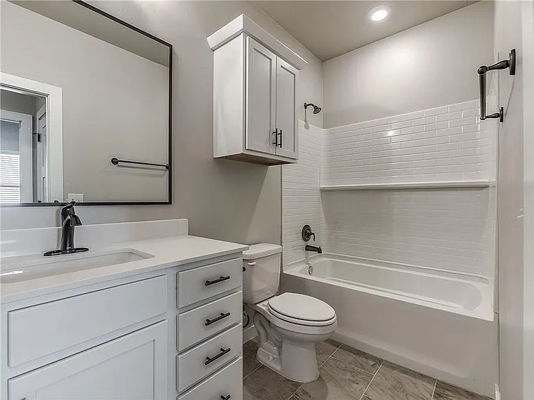 8104 NW 151st Cir — Photo 27
