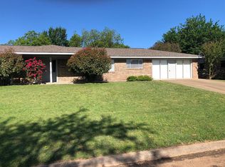 310 Woodlawn Dr, Keene, TX 76059
