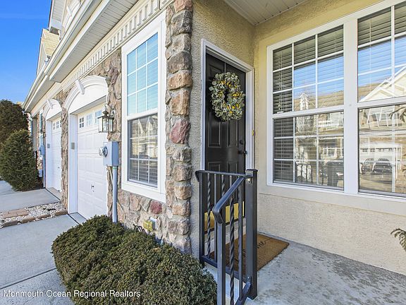 4th image of 108 Brookfield Dr