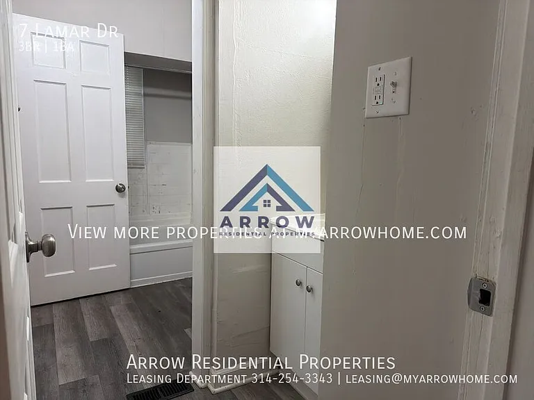 7 Lamar Dr — Photo 4