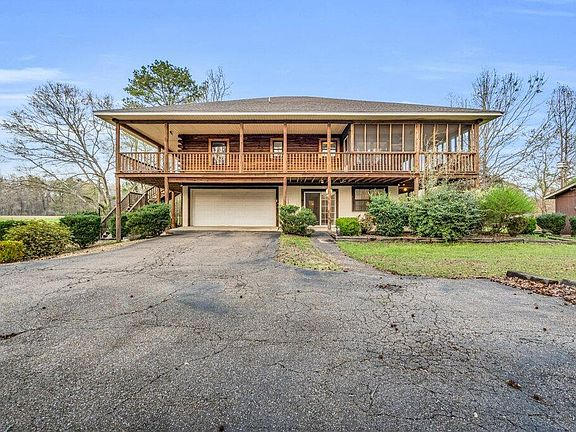 3rd image of 712 Pate Rd