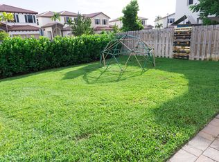 22782 SW 92nd Pl, Cutler Bay, FL 33190