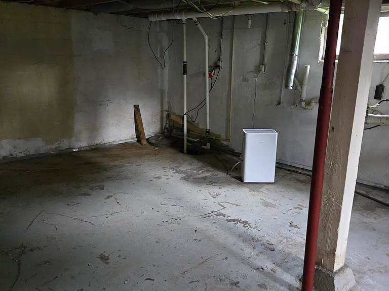 586 N Carolina Ave — Photo 14