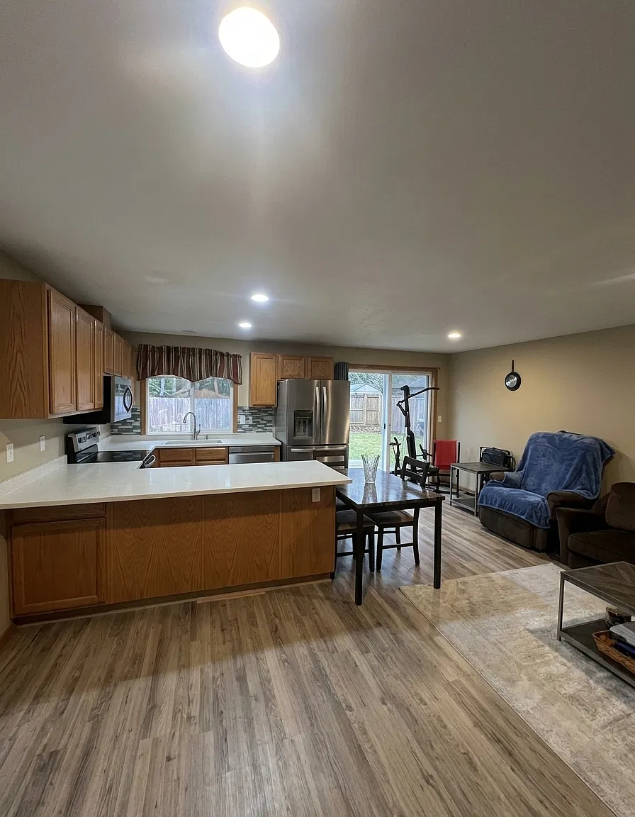 3 bed, 1400 sqft, $750 — Photo 3