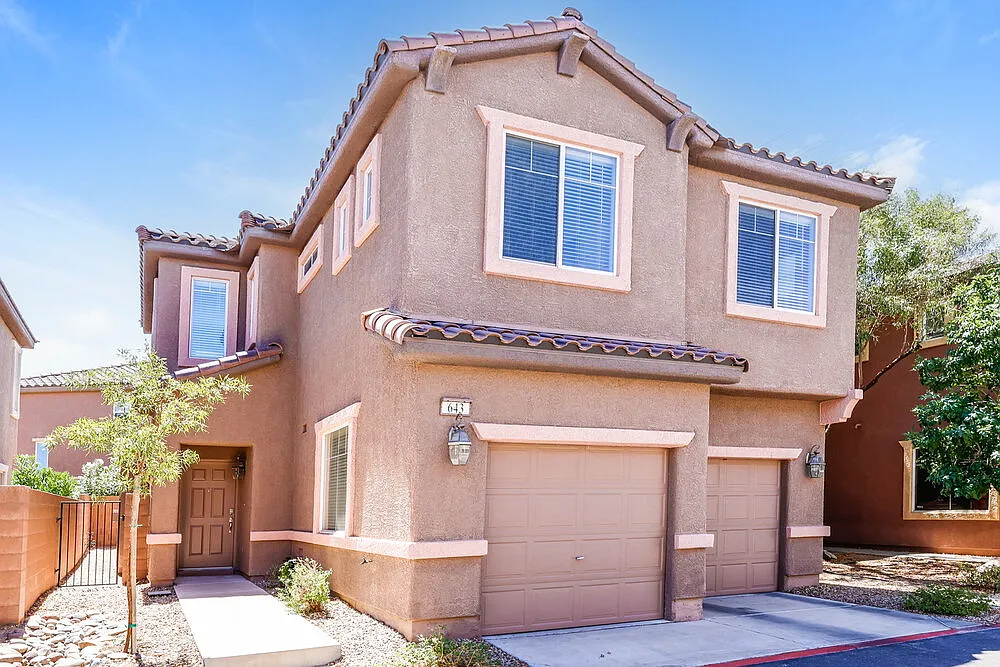 3 bed, 2.5 bath, 1511 sqft, $1,920 — Photo 4
