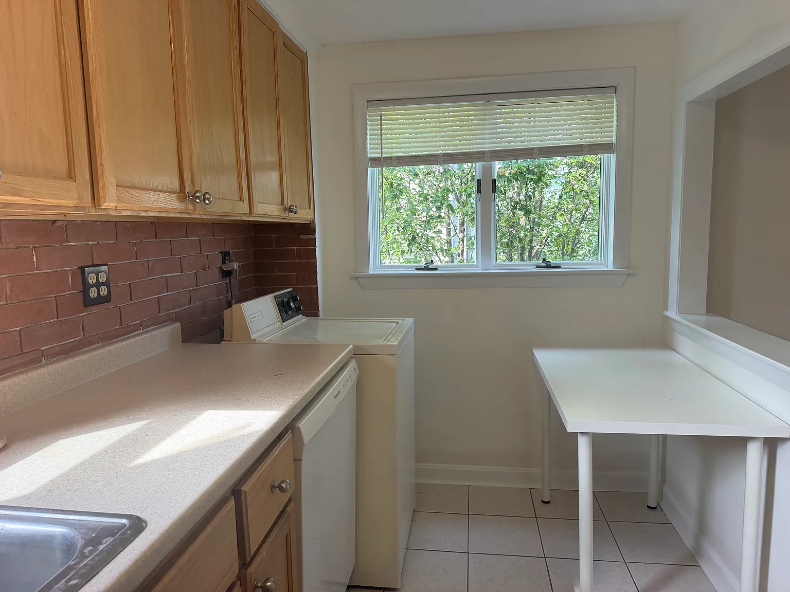 209 Charles St — Photo 4