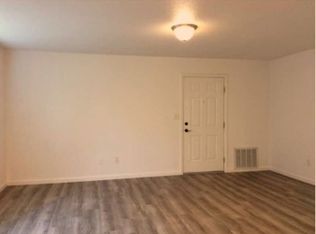 10 Coral Cir APT 03, Chico, CA 95973