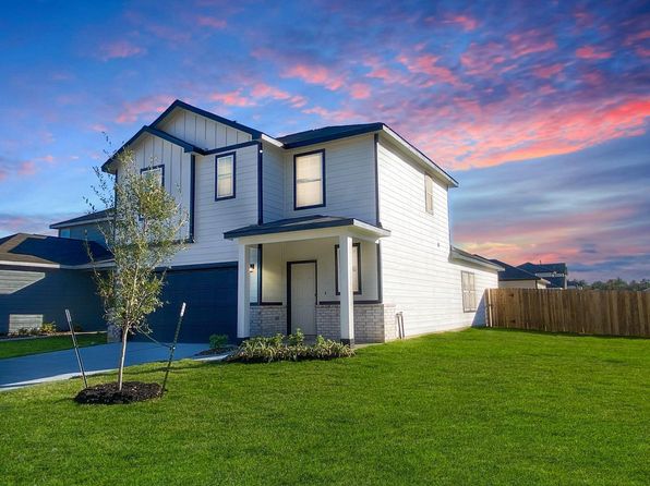 16608 Aurora St