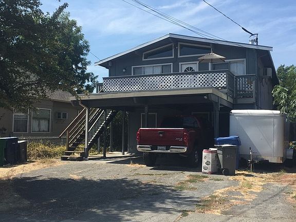 2nd image of 321 N Main St #B