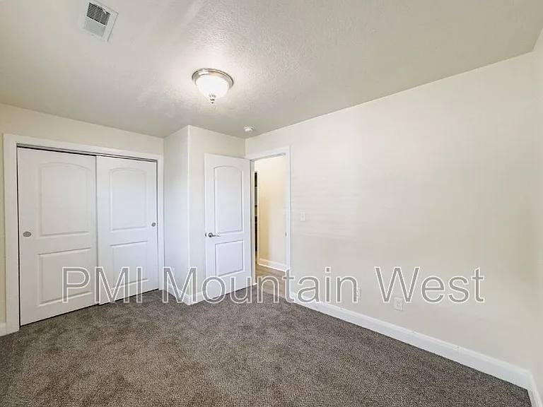 2779 W 5525 S #E-25 — Photo 22