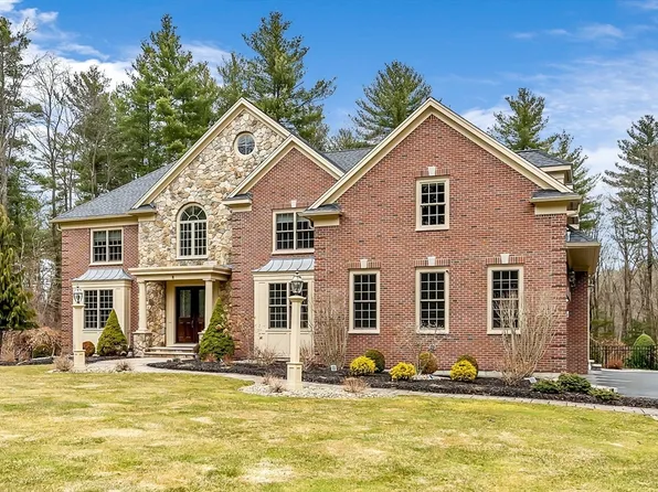 8 Cobblers Way, Hopkinton, MA 01748