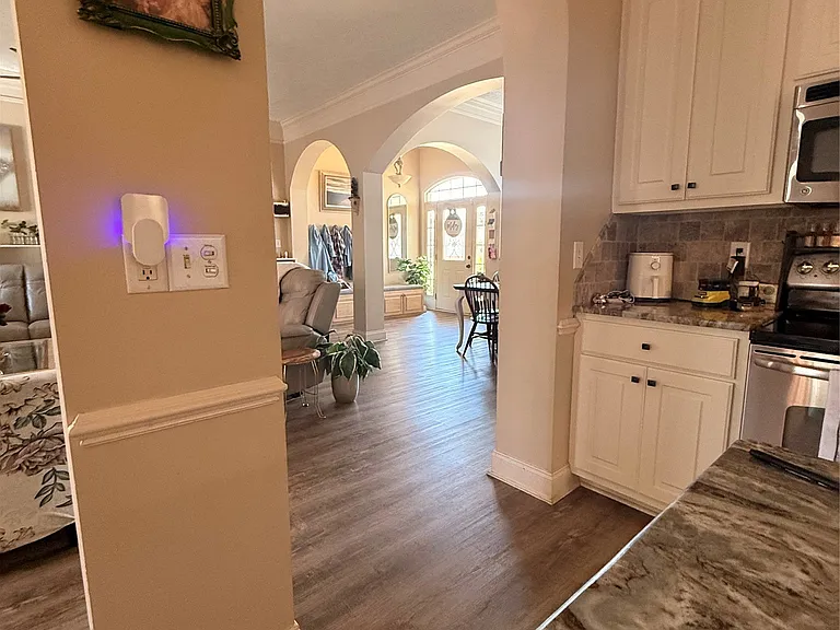 428 Maribeth Loop — Photo 8