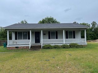 35 Davis St, Cheraw, SC 29520