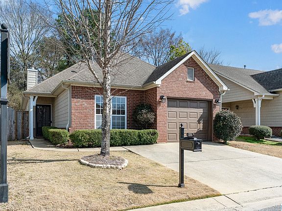 4th image of 402 Holland Lakes Dr N