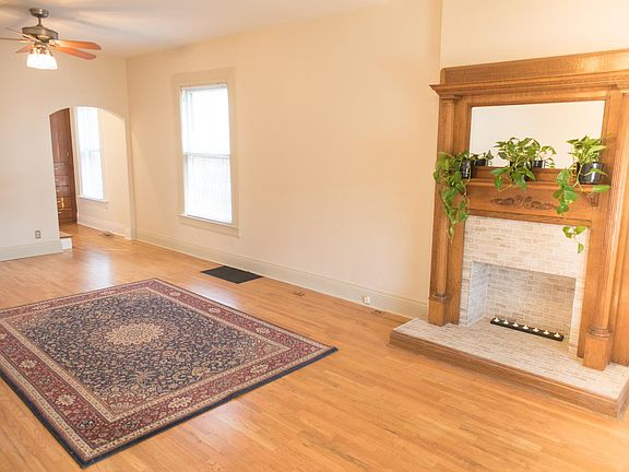 3rd image of 1778 S Clarkson St