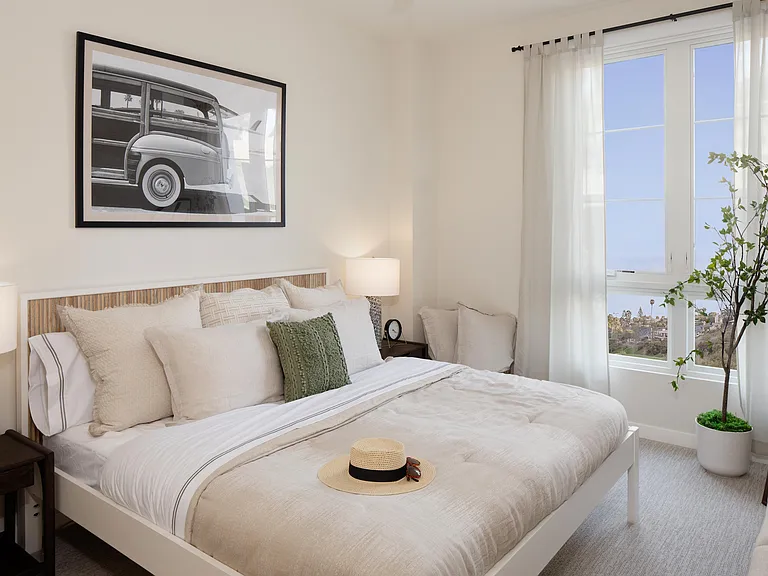 Everleigh San Clemente- 55+ Active Adult Apartment Homes — Photo 14