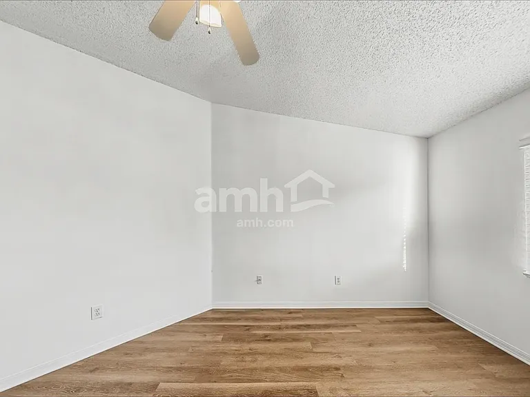 11806 Brenford Crest Dr — Photo 7
