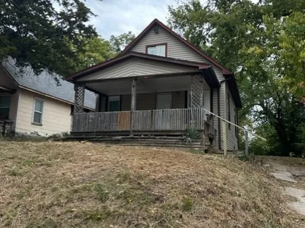 2647 Denver Ave, Kansas City, MO 64127