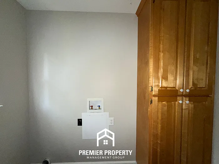 7118 Roundstone Dr — Photo 8