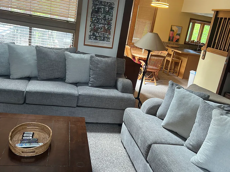 111 Basque Dr — Photo 17