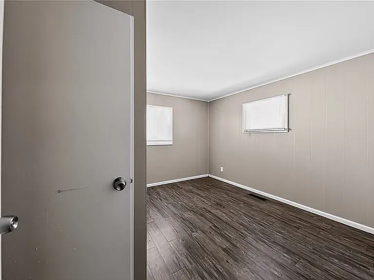 4176 Mapleleaf Dr — Photo 5