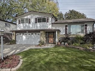 20 W Kathleen Dr, Des Plaines, IL 60016