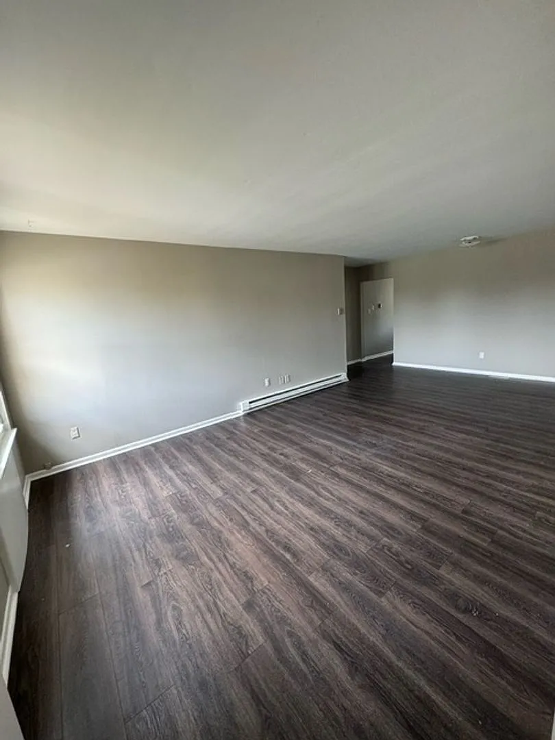 6305 Nina Dr — Photo 4