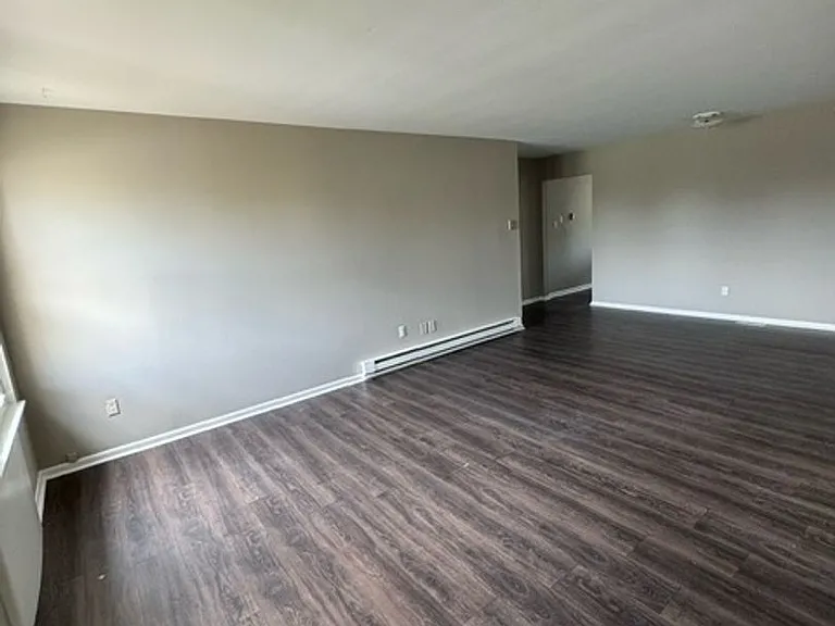 6305 Nina Dr — Photo 4