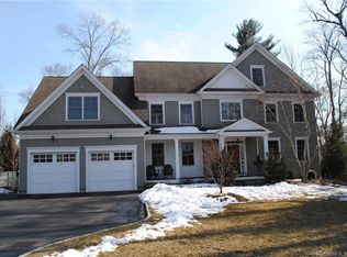 26 Reichert Cir, Westport, CT 06880