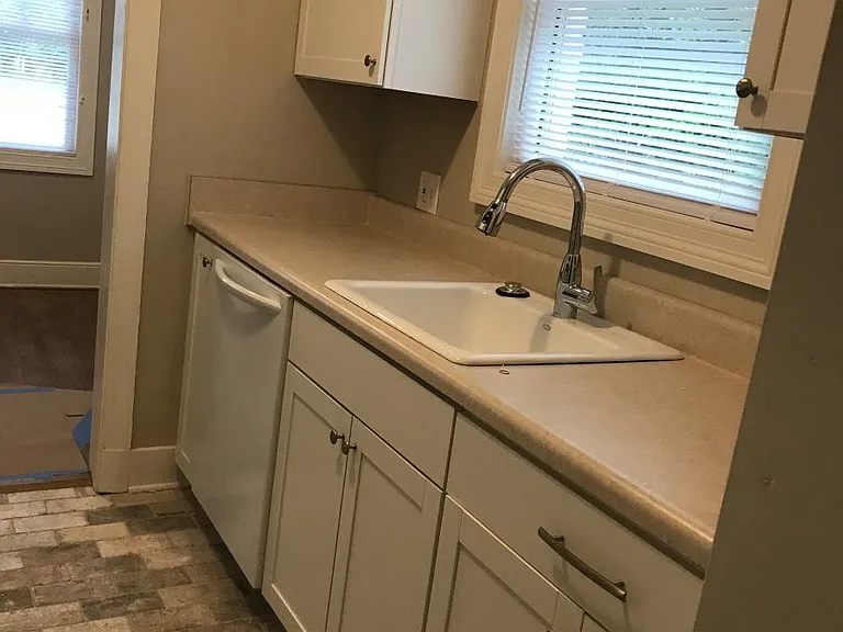 2628 Union Ave — Photo 8