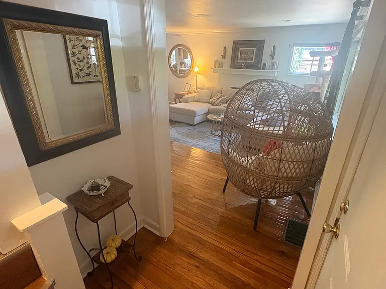 1439 Windsor Pkwy NE — Photo 14